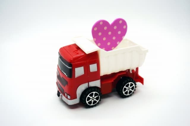 22443491 s 1 - 広告トラックにデジタルサイネージを活用するメリット！注意点も紹介