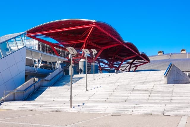 デジタルサイネージをアートとして活用する4つの活用例を紹介 24489055 s 1 - デジタルサイネージをアートとして活用する4つの活用例を紹介