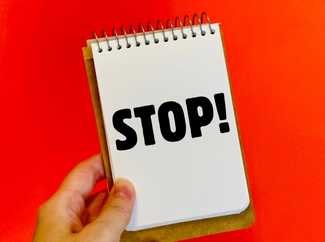 29835939 s - 業務用エアコンの掃除方法とは？掃除手順やタイミングも詳しく解説