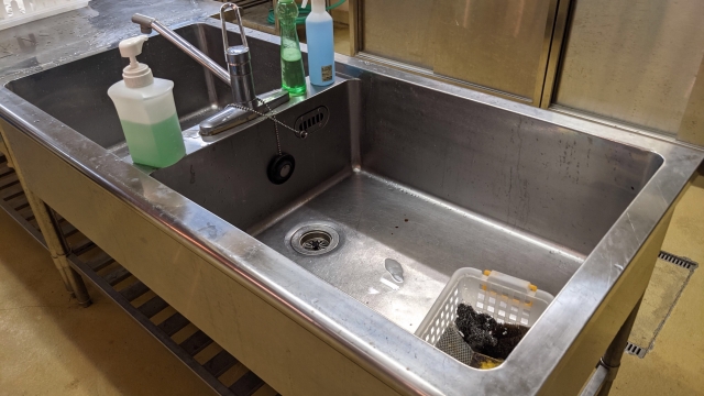 4996016 s - 飲食店の厨房の清掃方法ときれいな状態を保つためのコツ