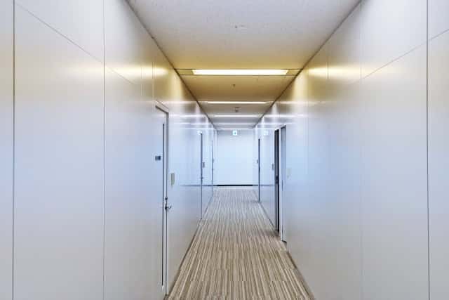 30221945 s - オフィスの防音は必要？音漏れの原因から対策まで解説