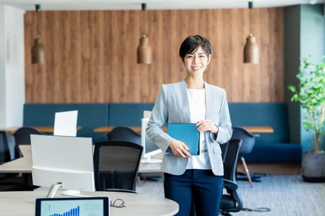 30130589 s - 会議室のレイアウトの種類とは？決める際のポイントも解説