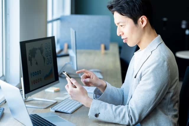 30130591 s - オフィスの1人当たりの面積の目安は？計算方法や広く確保するコツ